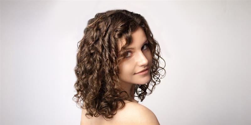 how to manage curly hair