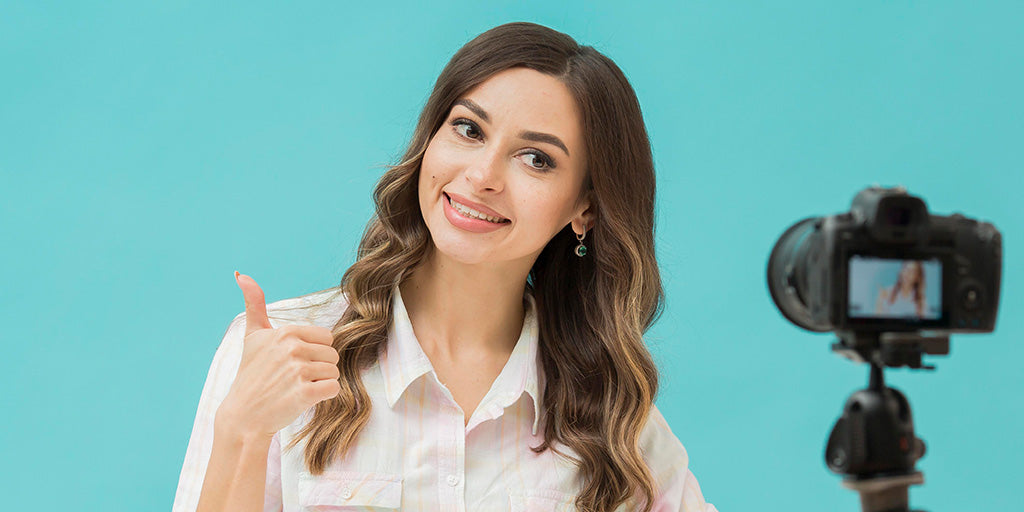 wavy hair influencers