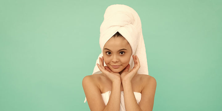 How To Plop Curly Hair To Enhance Curl Definition? – Controlled Chaos